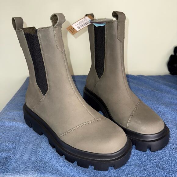 TOMS NWTWomen's Rowan Lug Pull-On Boot Water Resistant Olive Green Leather Sz 9 - Picture 6 of 13